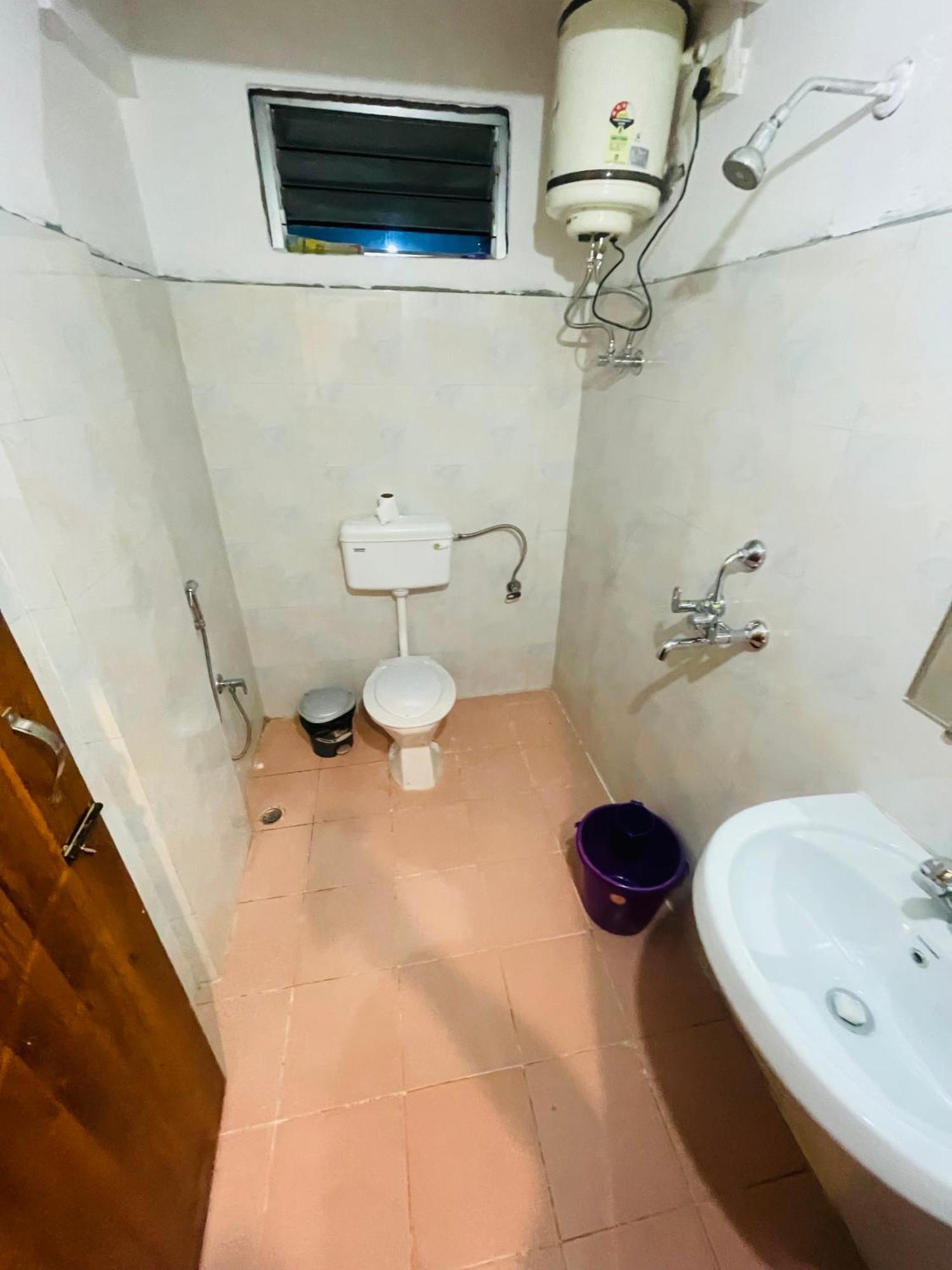 Hotel Palm Street Near Taj Агра Екстериор снимка